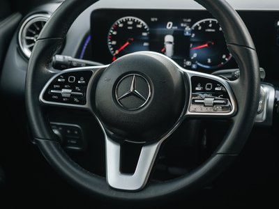 Mercedes-Benz GLB 250, 2022