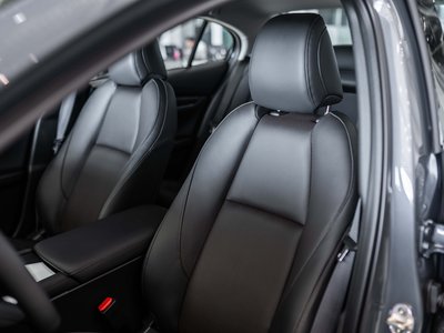 Mazda 3, 2025