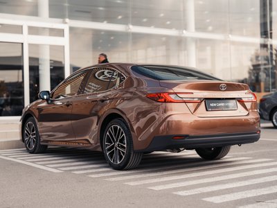 Toyota Camry, 2026