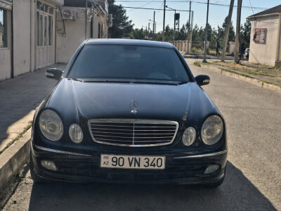 Mercedes-Benz E 200, 2002