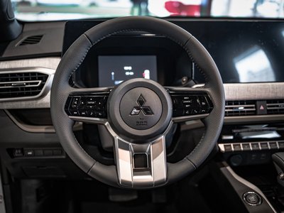 Mitsubishi Outlander Sport, 2025