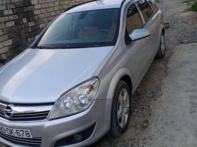 Opel Astra, 2008