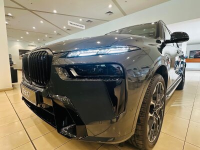 BMW X7, 2025