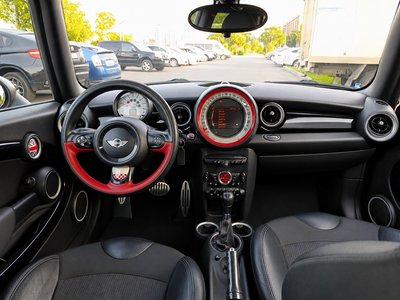 Mini Cooper, 2011