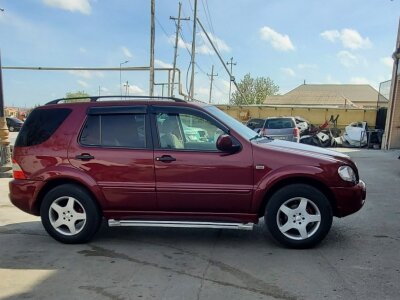 Mercedes-Benz ML 270, 2001