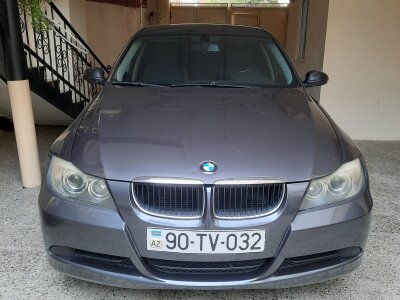 BMW 318, 2008
