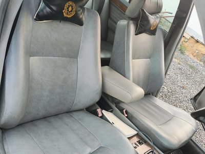 Mercedes-Benz E 200, 1992
