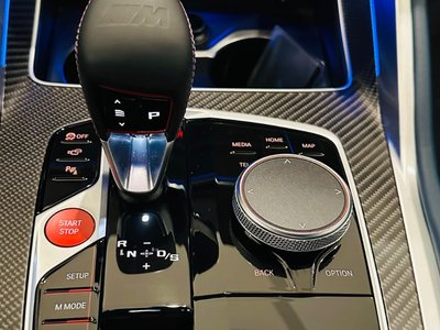BMW XM, 2025