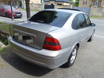 Opel Vectra, 1997