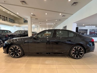 BMW 530e, 2025