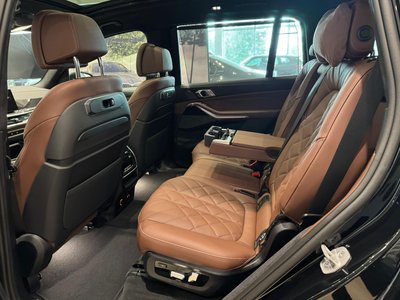 BMW X7, 2025