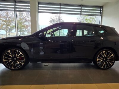BMW iX xDrive45, 2025
