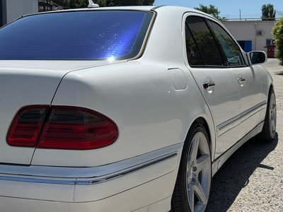 Mercedes-Benz E 320, 2001