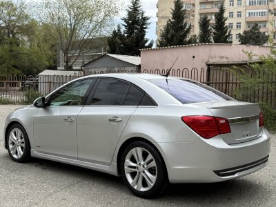 Chevrolet Cruze, 2012