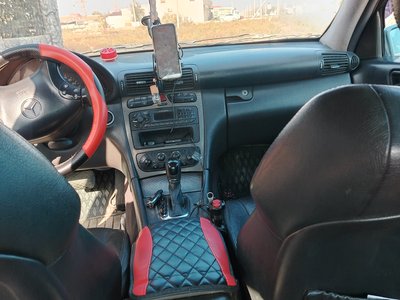 Mercedes-Benz C 240, 2001