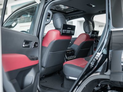 Toyota Land Cruiser, 2026