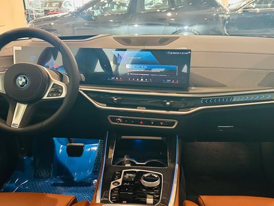 BMW X5, 2025
