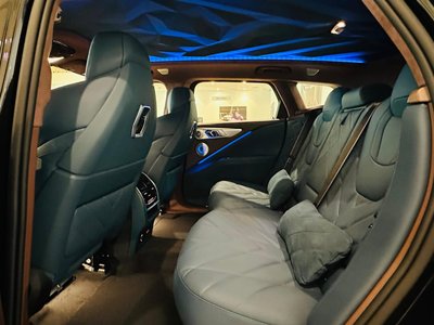 BMW XM, 2025