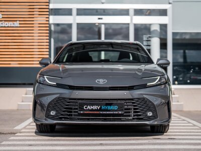 Toyota Camry, 2026