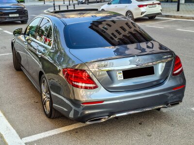 Mercedes-Benz E 300, 2017