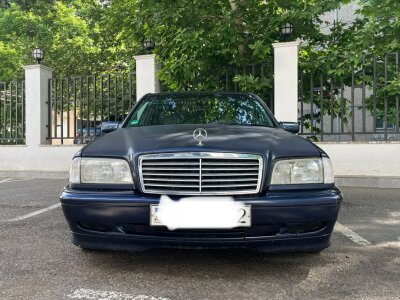 Mercedes-Benz C 240, 1997
