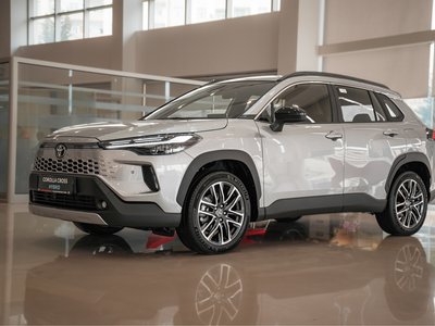 Toyota Corolla Cross, 2026