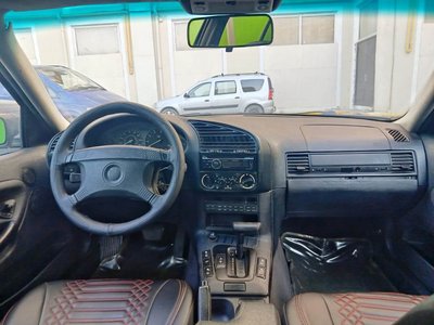 BMW 325, 1994