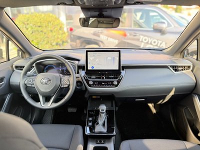 Toyota Corolla Cross, 2026