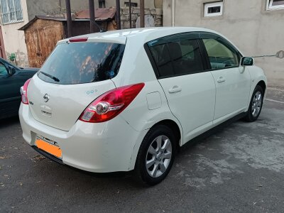 Nissan Tiida, 2011
