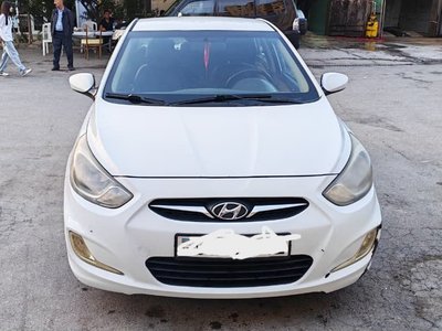 Hyundai Accent, 2013