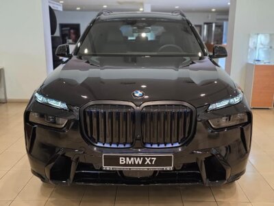 BMW X7, 2025
