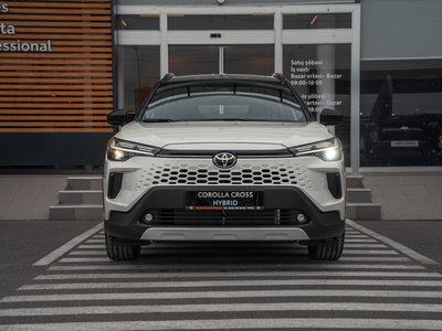 Toyota Corolla Cross, 2026