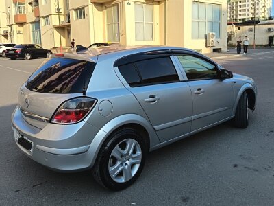 Opel Astra, 2009