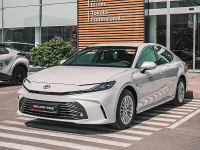 Toyota Camry, 2026