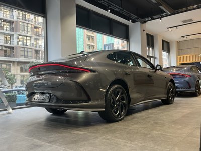 IM Motors L6, 2025