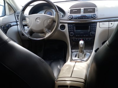 Mercedes-Benz E 200, 2002