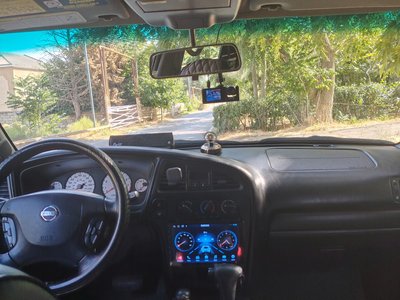 Nissan Pathfinder, 2001