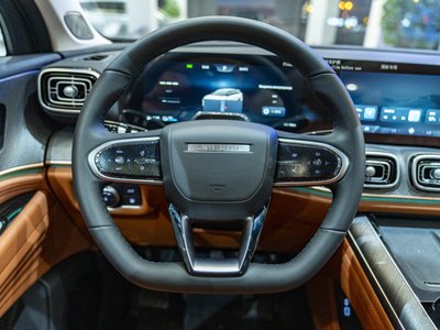 Jaecoo J8, 2026
