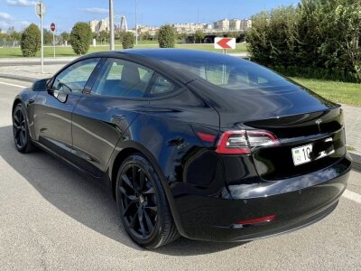 Tesla Model 3, 2021