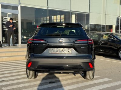 Toyota Corolla Cross, 2026