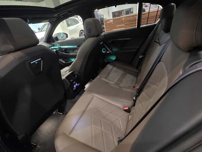 BMW 530e, 2025
