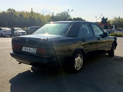 Mercedes-Benz 190, 1991