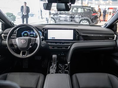 Toyota Camry, 2026