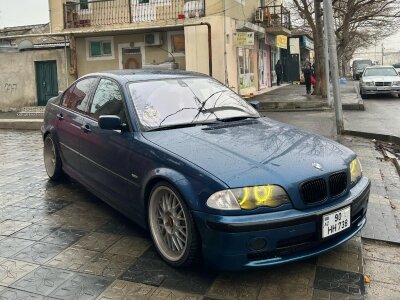 BMW 320, 2001