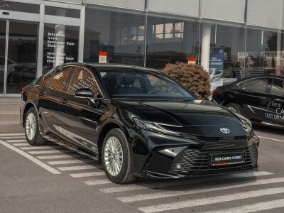Toyota Camry, 2026