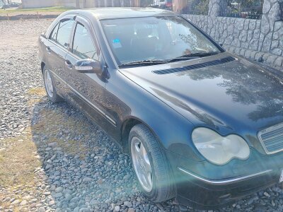 Mercedes-Benz C 240, 2001