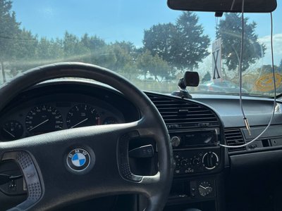 BMW 318, 1991