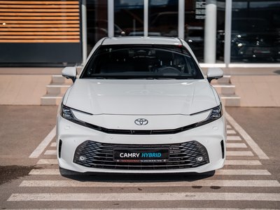 Toyota Camry, 2026