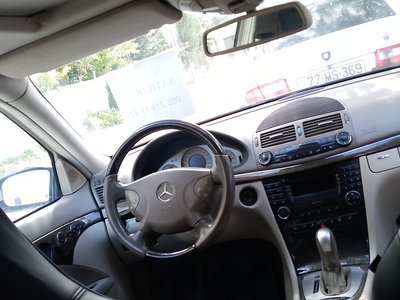 Mercedes-Benz E 200, 2002