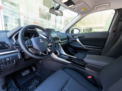 Mitsubishi Eclipse Cross, 2025